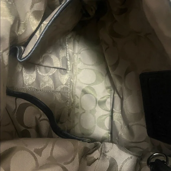 Vintage Coach Legacy crossbody - Picture 8 of 15